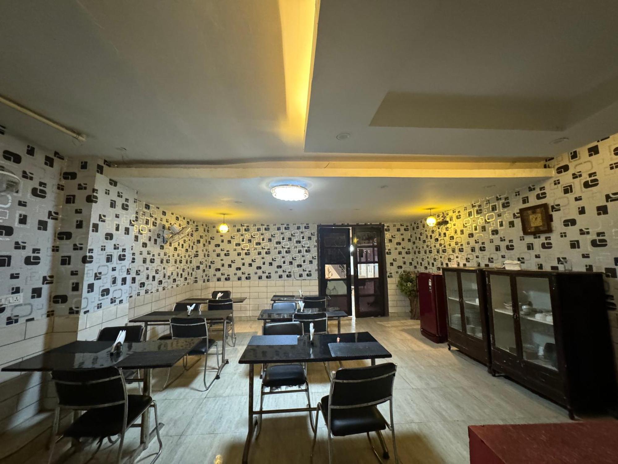 Airport Hotel Port View 新德里 外观 照片