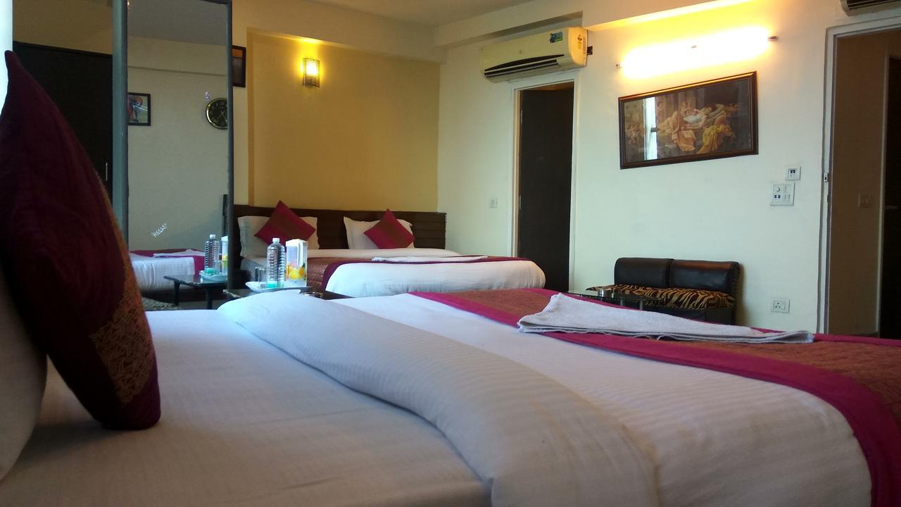 Airport Hotel Port View 新德里 外观 照片