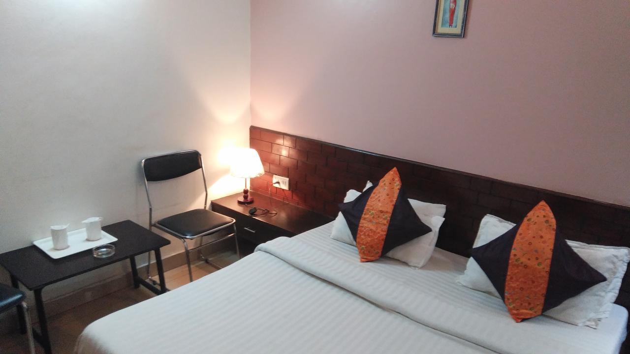 Airport Hotel Port View 新德里 客房 照片
