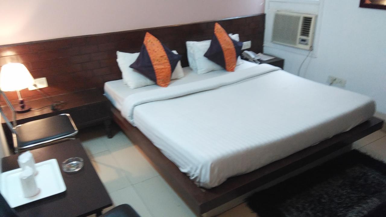 Airport Hotel Port View 新德里 客房 照片